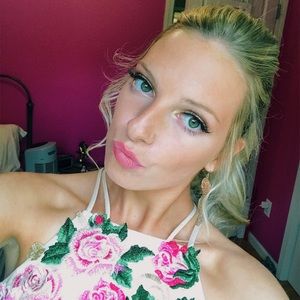 Meet your Posher, Jenna